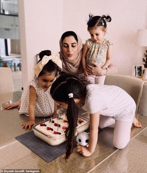 33026860-8719839-Ms_Javadli_pictured_with_her_daughters_married_Sheikh_Al_Maktoum-a-1_1599802066562